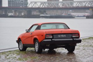 Triumph_TR8